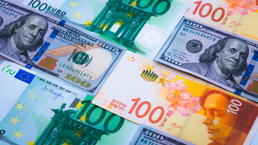 سعر صرف العملات الأحد 6 مارس 2022