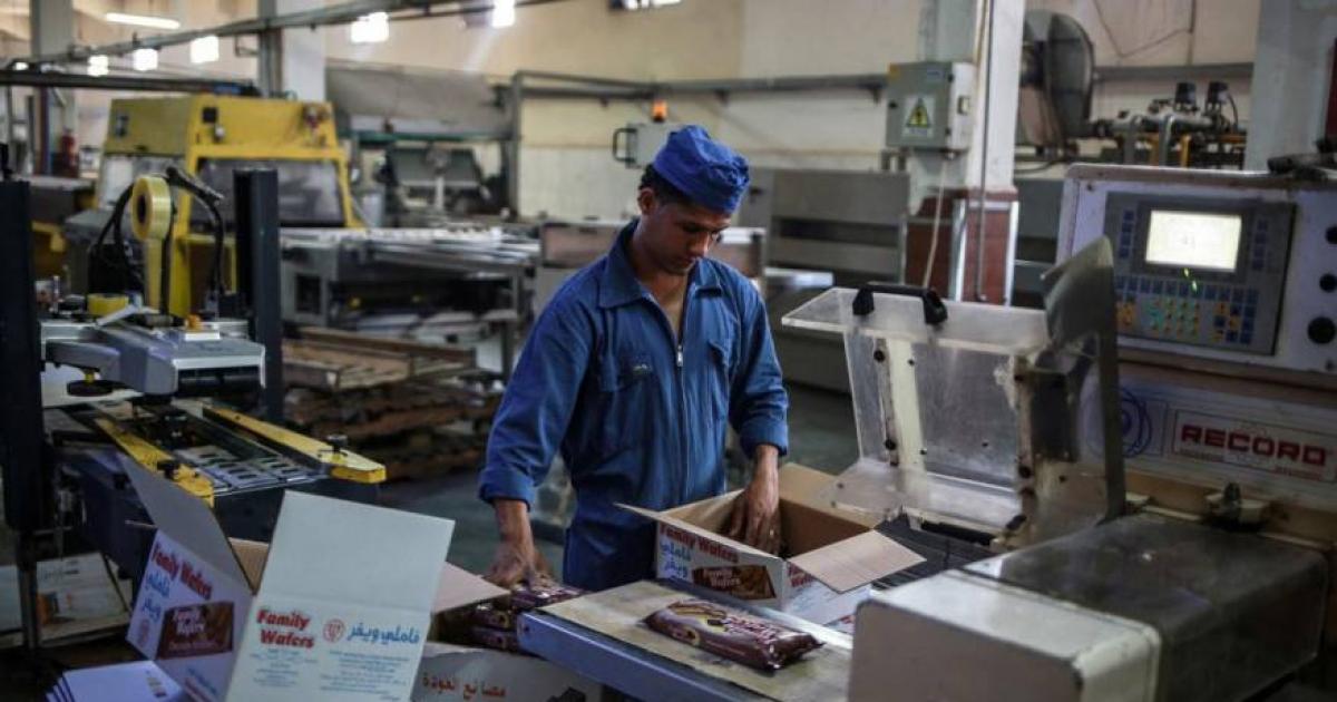 الصناعات الغذائية لمصدر: ارتفاع أسعار المواد الخام بنسبة 50 إلى 100%
