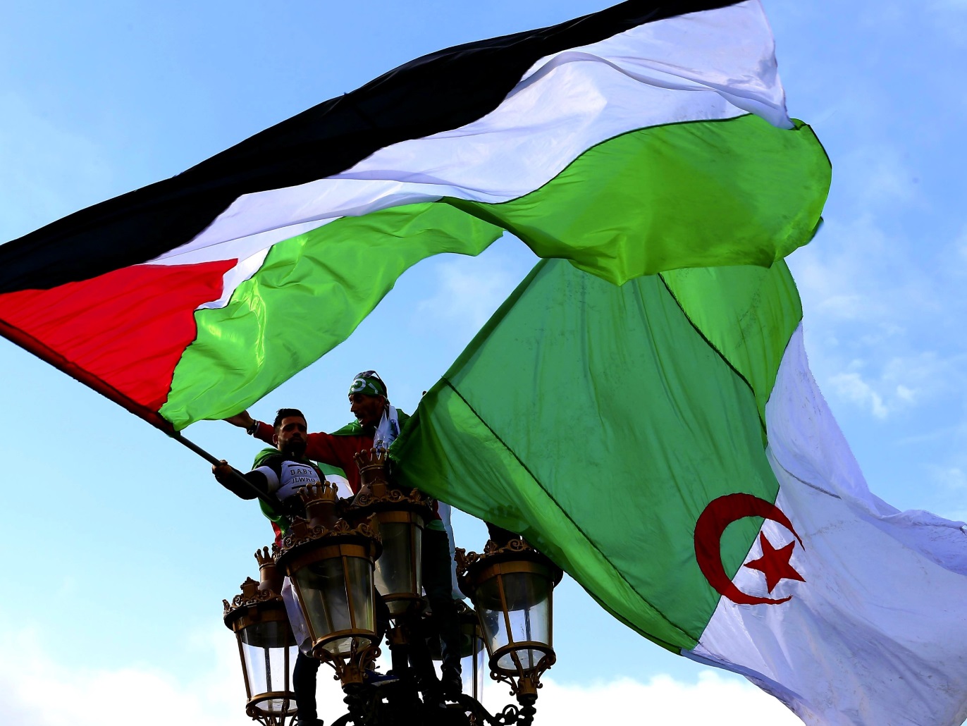 وفاة طالب فلسطيني يدرس في الجزائر