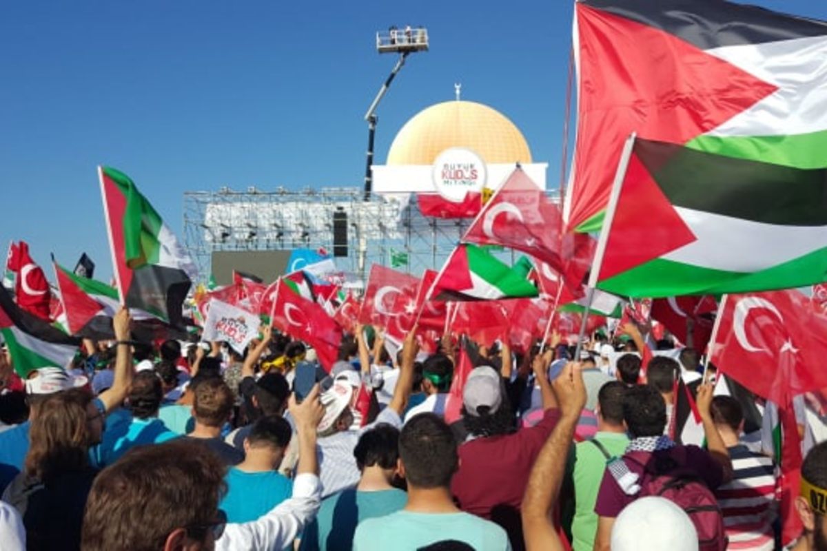 السلطات التركية تحرر 23 مهاجراً بينهم 6 لاجئين فلسطينيين