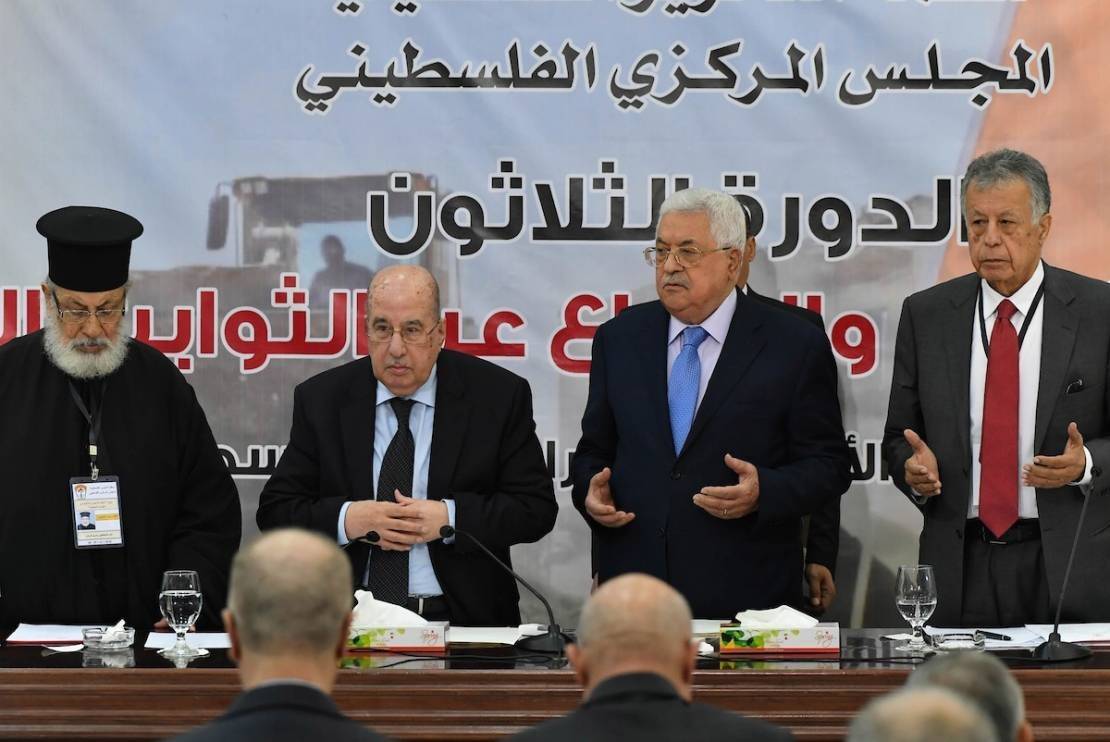 اتحادان طلابيان فلسطينيان يعارضان انعقاد المجلس المركزي