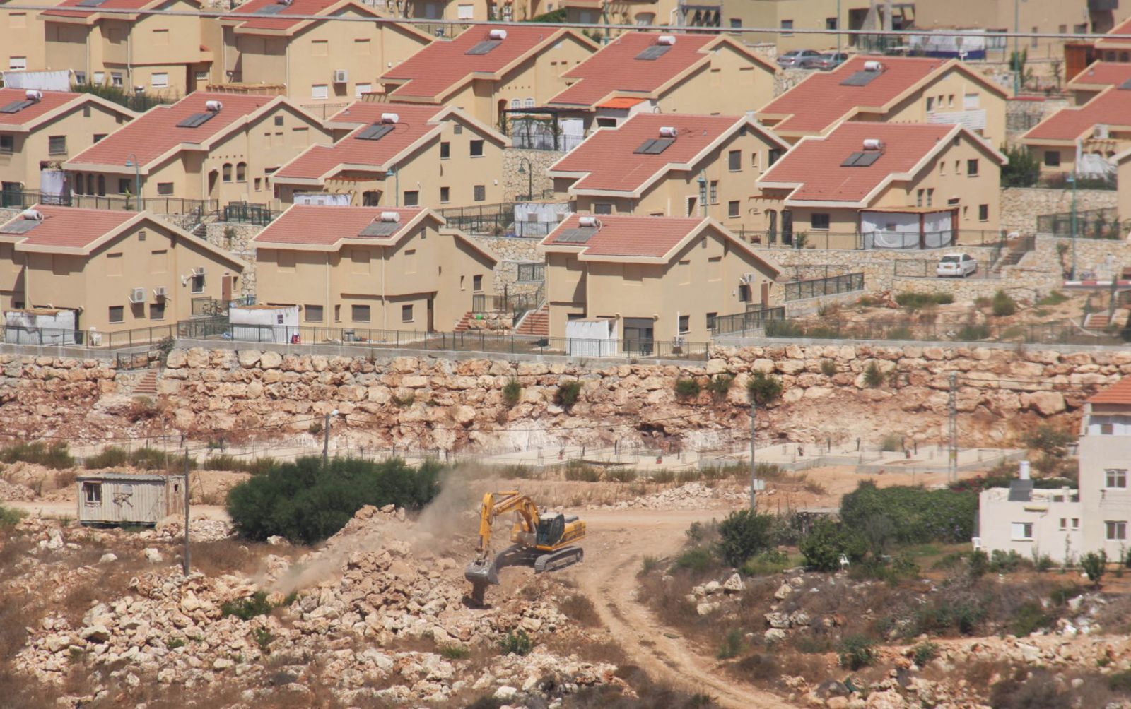 الكشف عن مشروع استيطاني جديد في القدس على أراضِ مملوكة للكنيسة
