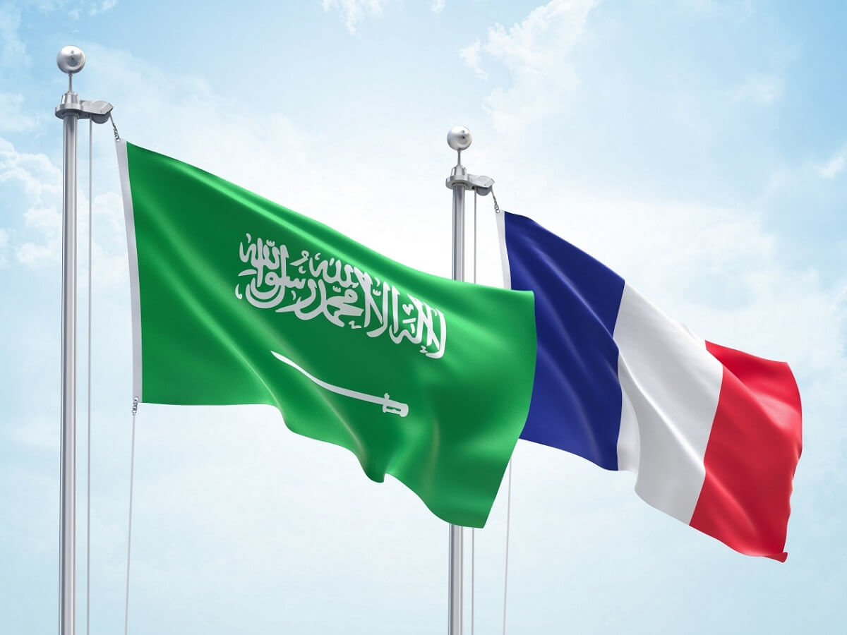 السعودية وفرنسا تتفقان على تمويل مشاريع إنسانية في لبنان