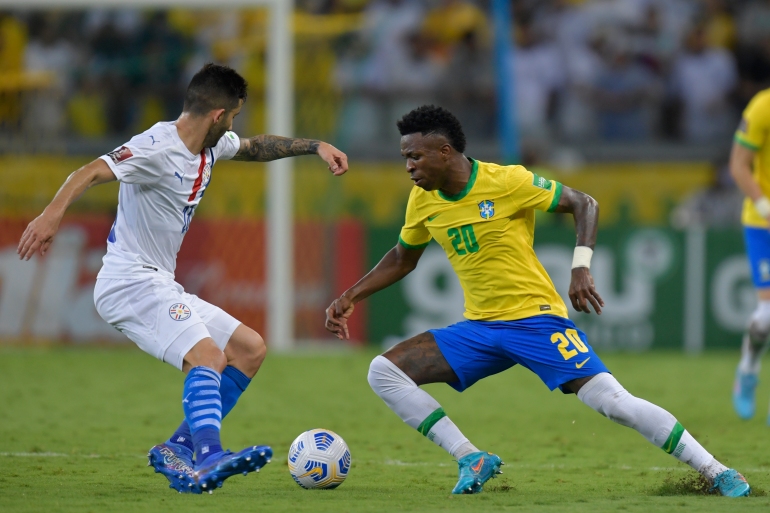تصفيات كأس العالم: البرازيل تسحق بارغواي وفوز باهت للأرجنتين