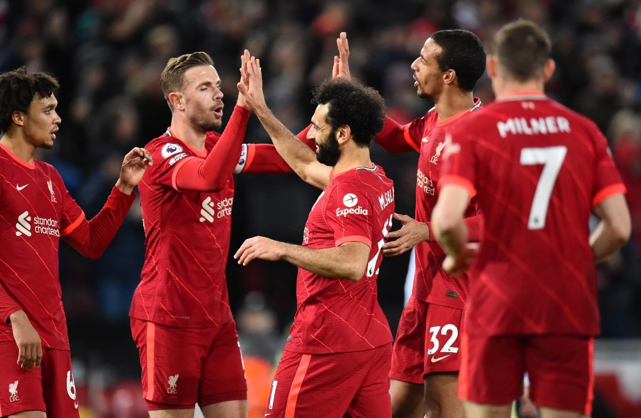أندية الدوري الإنجليزي الممتاز تعلق اتفاقية البث مع روسيا