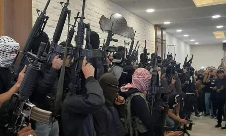 مشاكل الخليل العائلية تنتقل للقضاء الفلسطيني.. والمحامون يعلقون عملهم