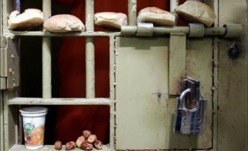 هيئة الأسرى: شهادات تفوق أشكال الألم لأسرى من غزة في عوفر