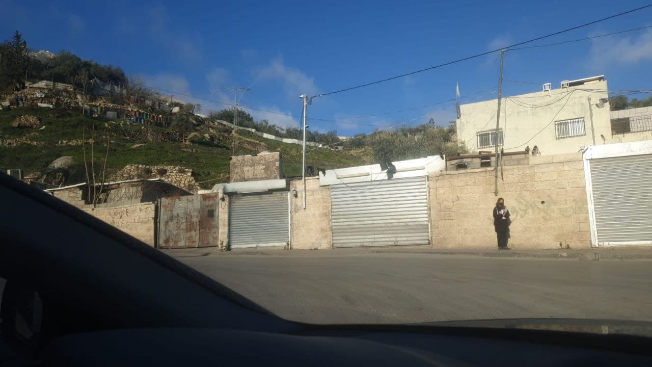 الإضراب الشامل يعُم بلدتي جبل المكبر والسواحرة جنوب القدس