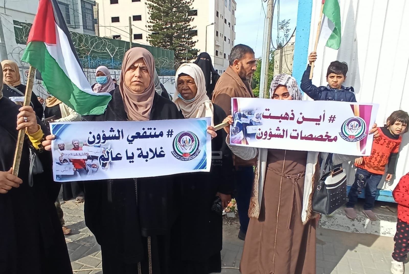 بعد 15 شهراً..  774 مليون شيكل مستحقات مستفيدو الشؤون الاجتماعية