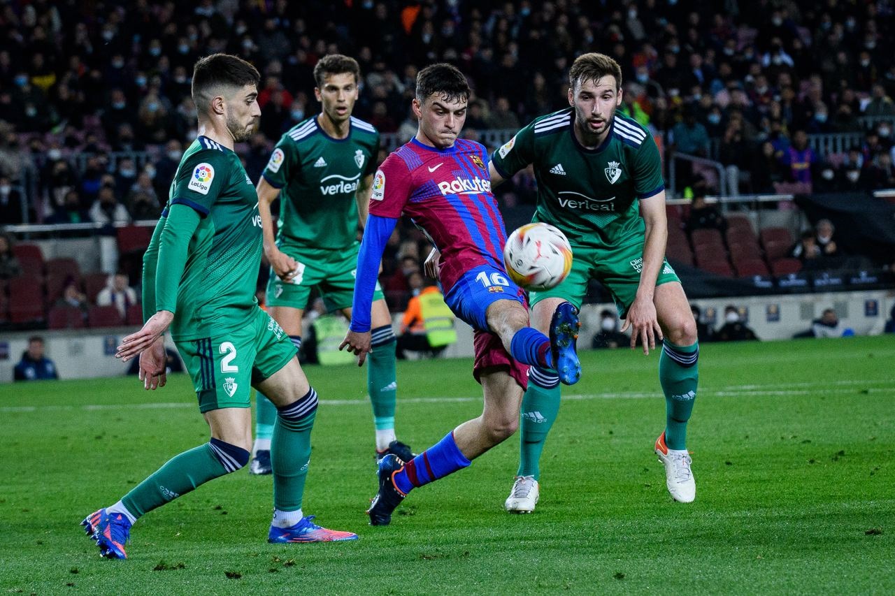 رباعية جديدة.. برشلونة يسحق أوساسونا ويواصل عروضه القوية بالدوري الإسباني