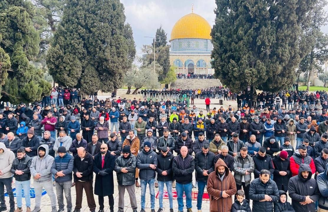 60 ألفاً يصلون الجمعة الثانية من شهر رمضان في المسجد الأقصى