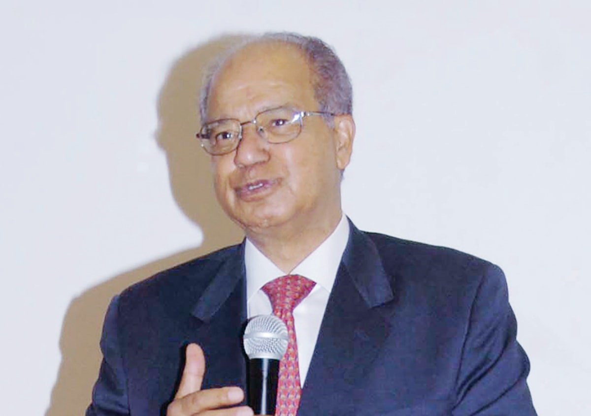 خلال حفل تأبين لأحمد الخطيب.. وفاة نائب كويتي سابق