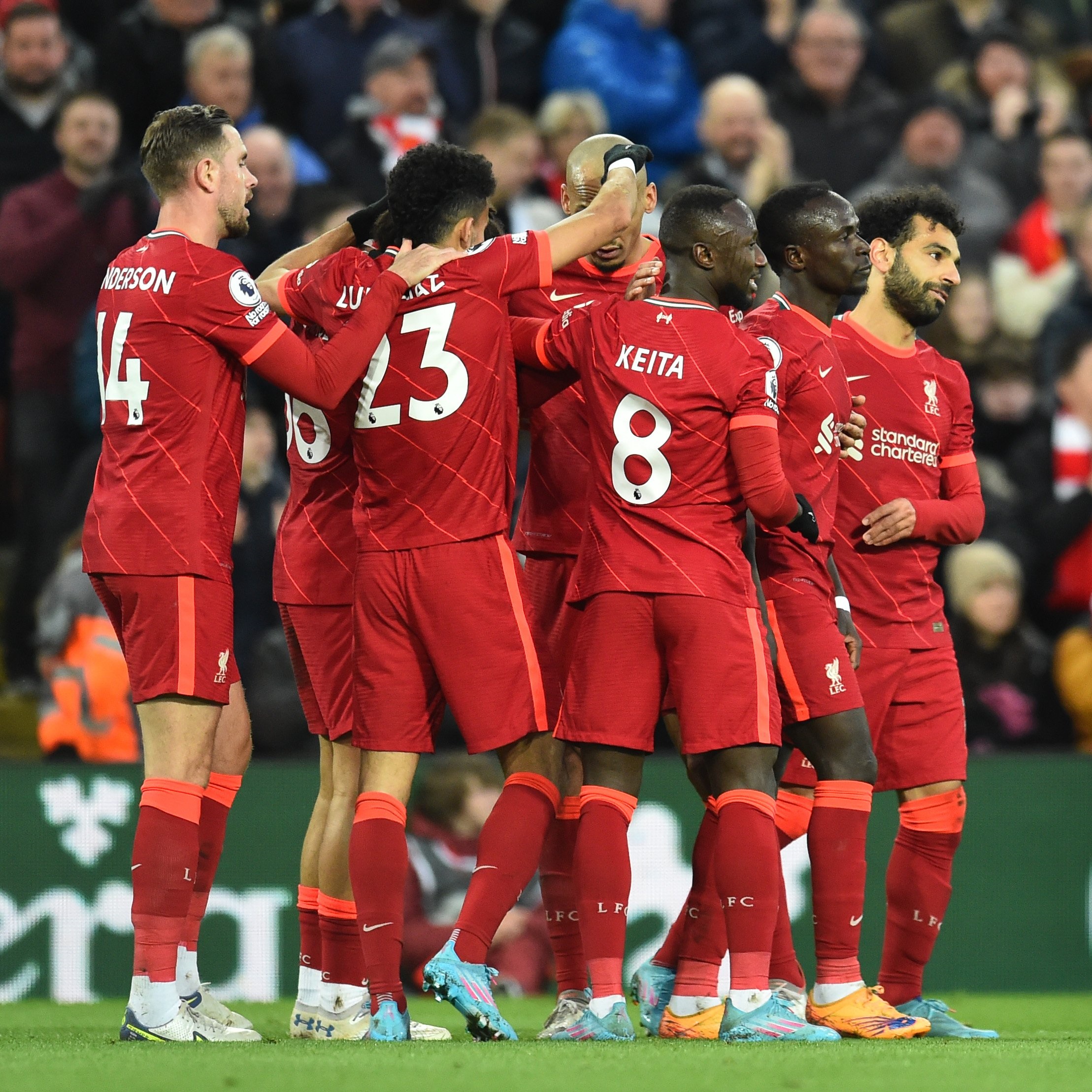 ليفربول يضيق الخناق على مانشستر سيتي في الدوري الإنجليزي
