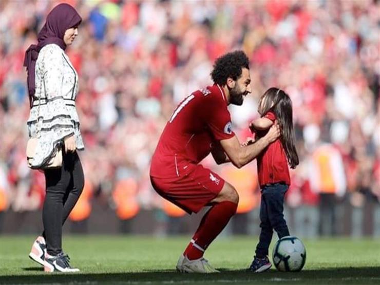 محمد صلاح يكشف تفاصيل عن بداية تعارفه مع زوجته