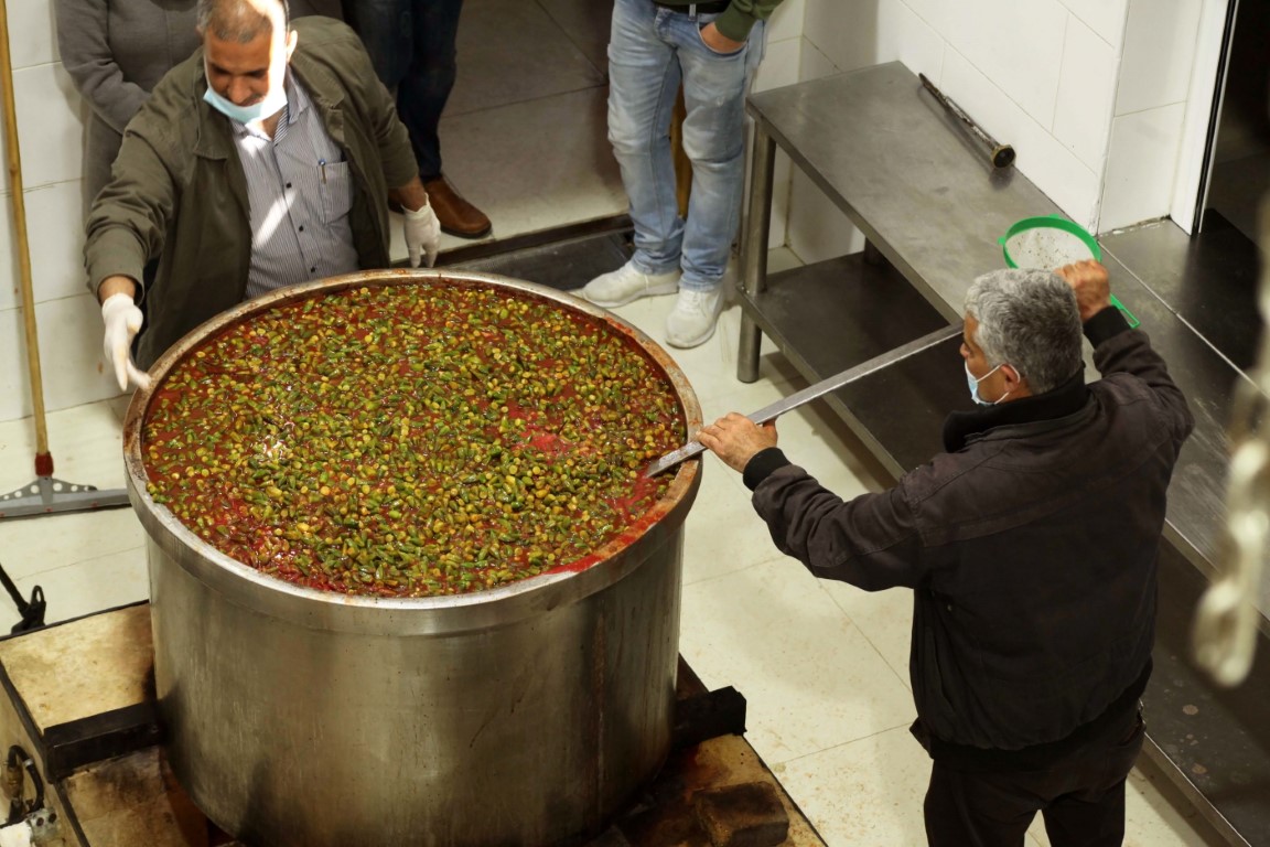 التكيات الرمضانية ملاذ الفقراء خلال الشهر الفضيل