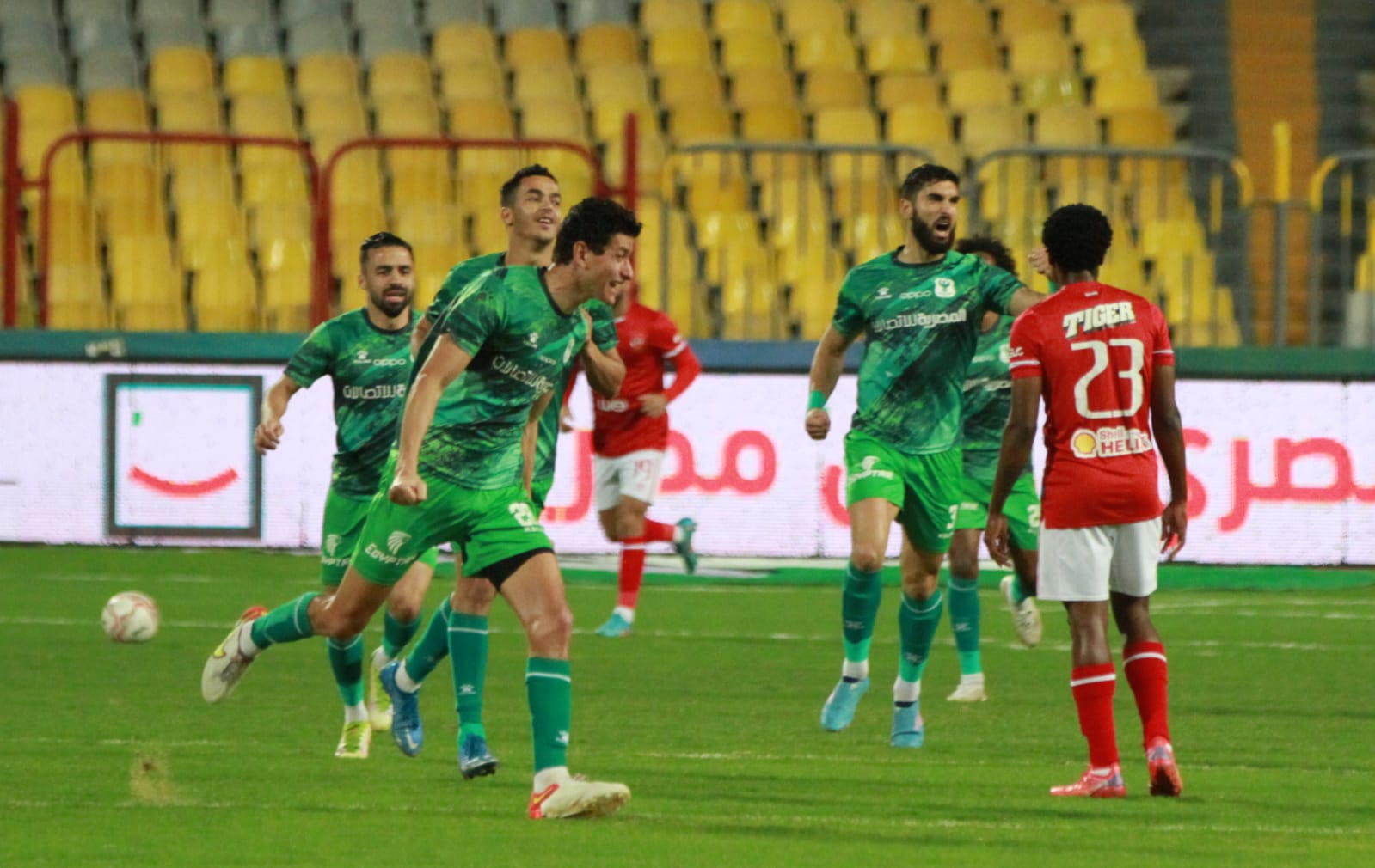 الدوري المصري: الأهلي يتجرع أول هزيمة والزمالك يواصل صحوته