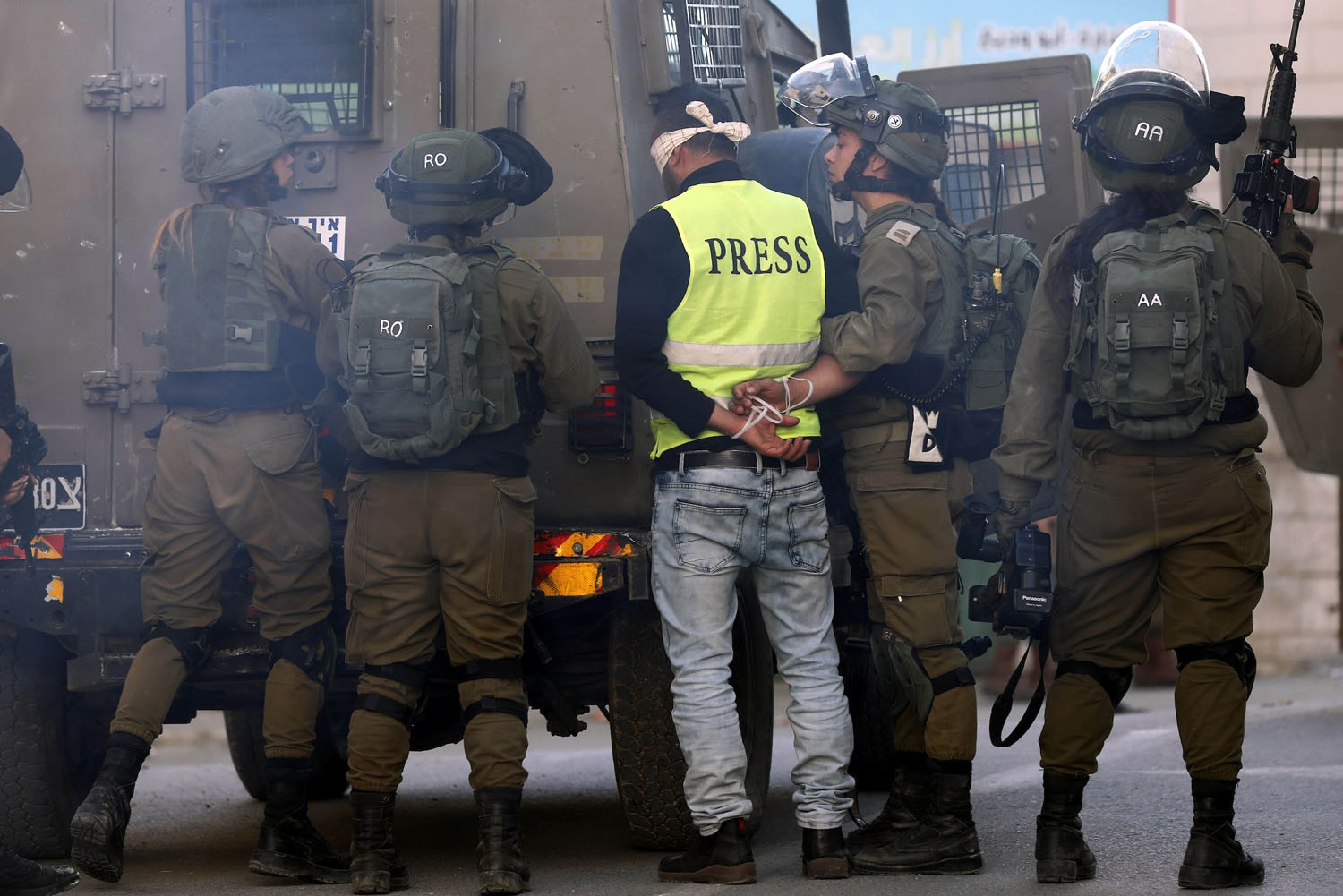 مركز فلسطيني يوثّق 19 انتهاكًا ضد الحريات الإعلامية