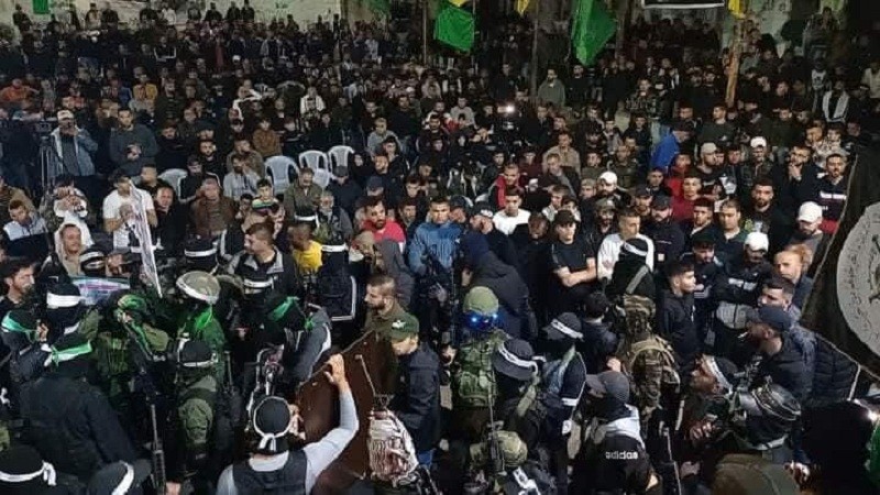 حداد في طولكرم على أرواح شهداء جنين