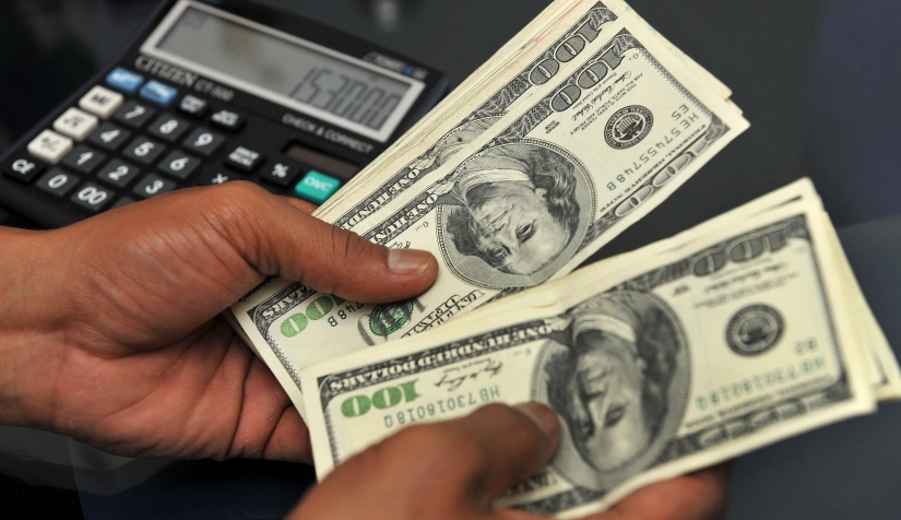 أسعار صرف العملات مقابل الشيكل اليوم الاثنين  9/5/2022