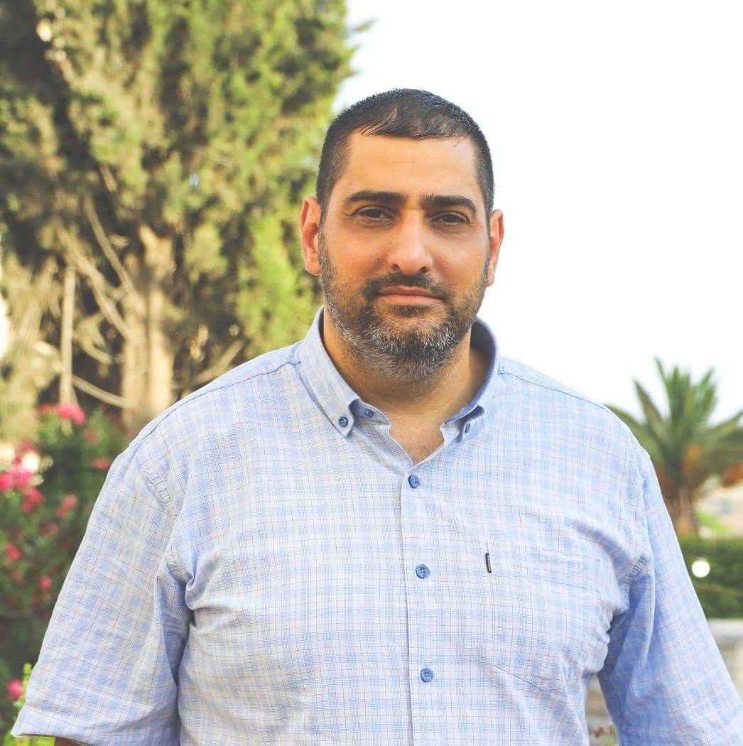 بعد تعزية أقربائه.. اليمين المتطرف يشن هجوما على نائب رئيس بلدية الناصرة