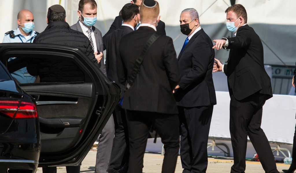 نتنياهو تواجد في شارع ديزنغوف أثناء عملية "تل أبيب" واحتُجز لساعات متأخرة