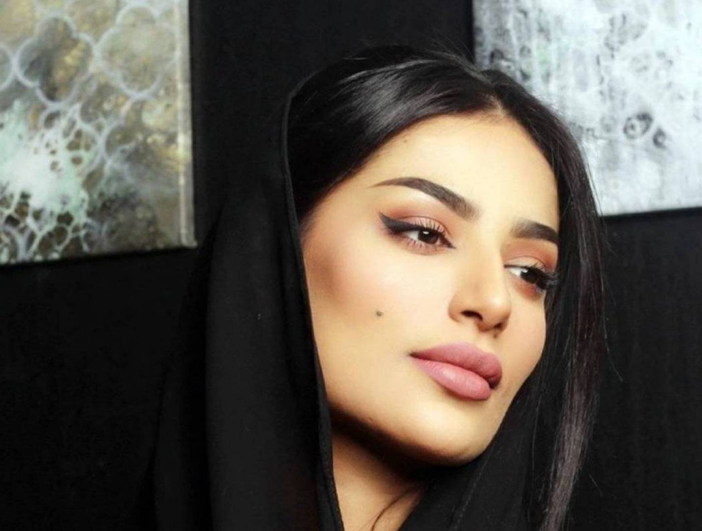ما حقيقة اعتزال فاطمة الأنصاري مواقع التواصل الاجتماعي؟