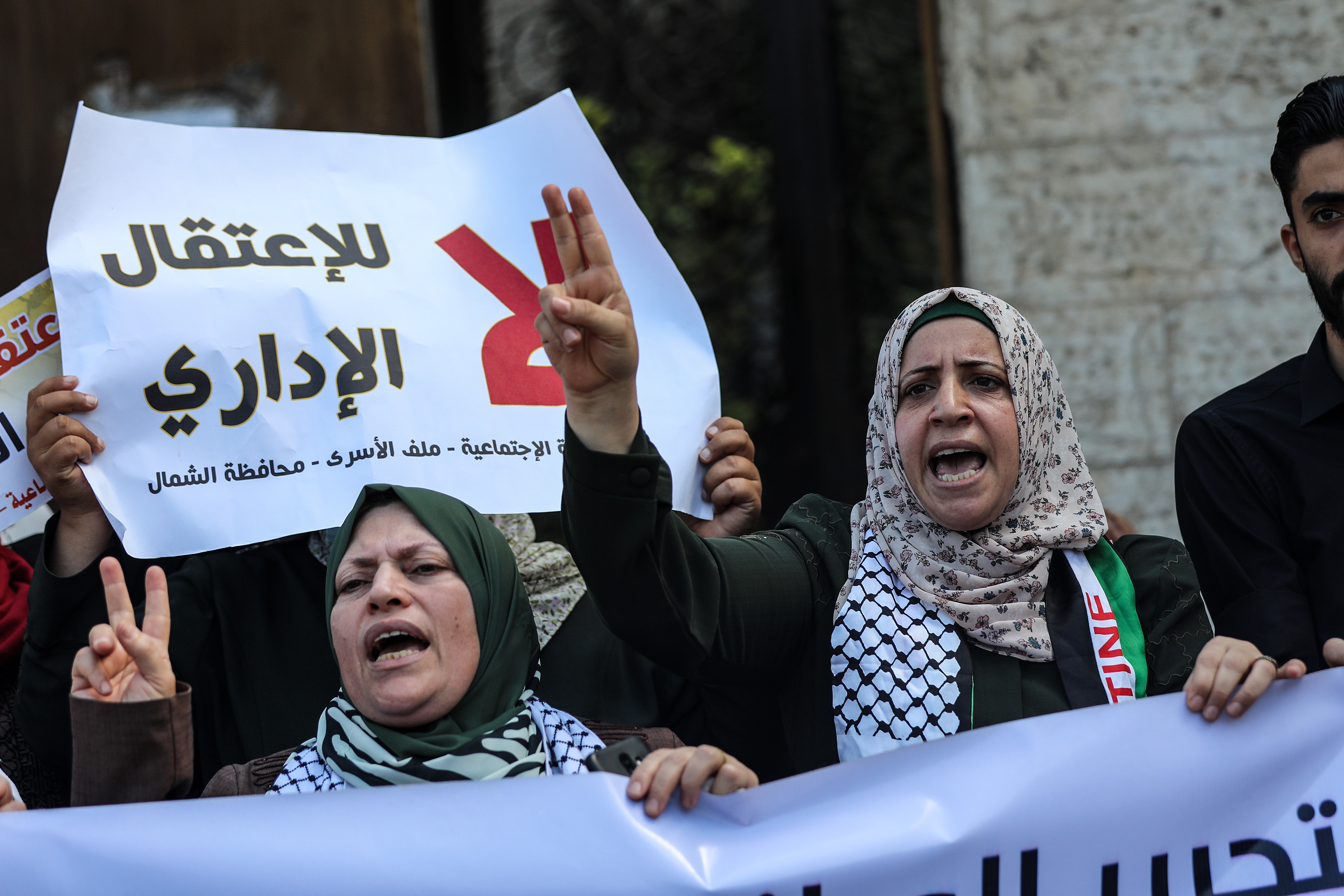 تحت شعار قرارنا حرية.. المعتقلون الإداريون يواصلون مقاطعتهم محاكم الاحتلال