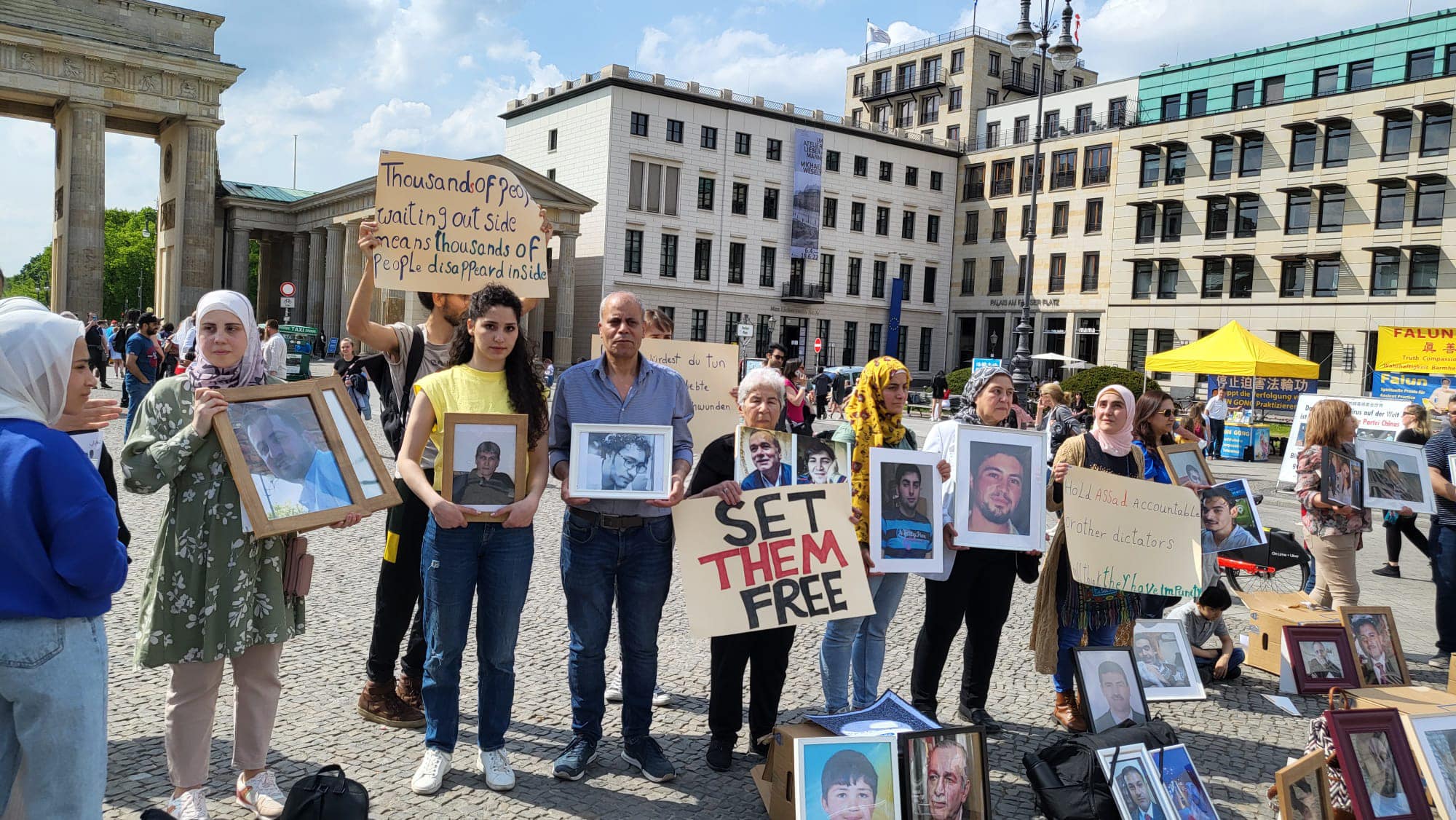 وقفة تضامنية في برلين للمطالبة بإطلاق سراح المعتقلين في سجون النظام السوري