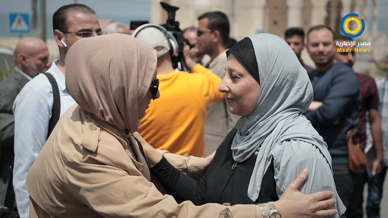 مراسلو الجزيرة لمصدر: دماء أبو عاقلة تُنذر بضرورة توفير حماية جادة للصحفيين