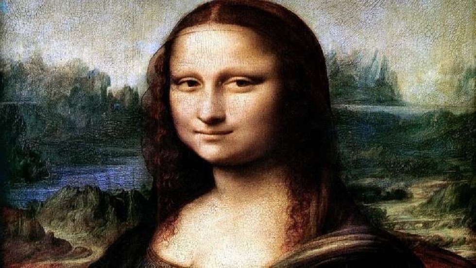 ناشط بيئي يهاجم لوحة الموناليزا بمتحف اللوفر بباريس