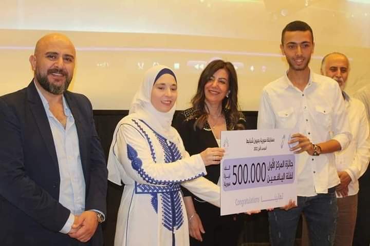 طالب فلسطيني يحصل على المركز الأول بمسابقة تصوير فوتوغرافي بسوريا