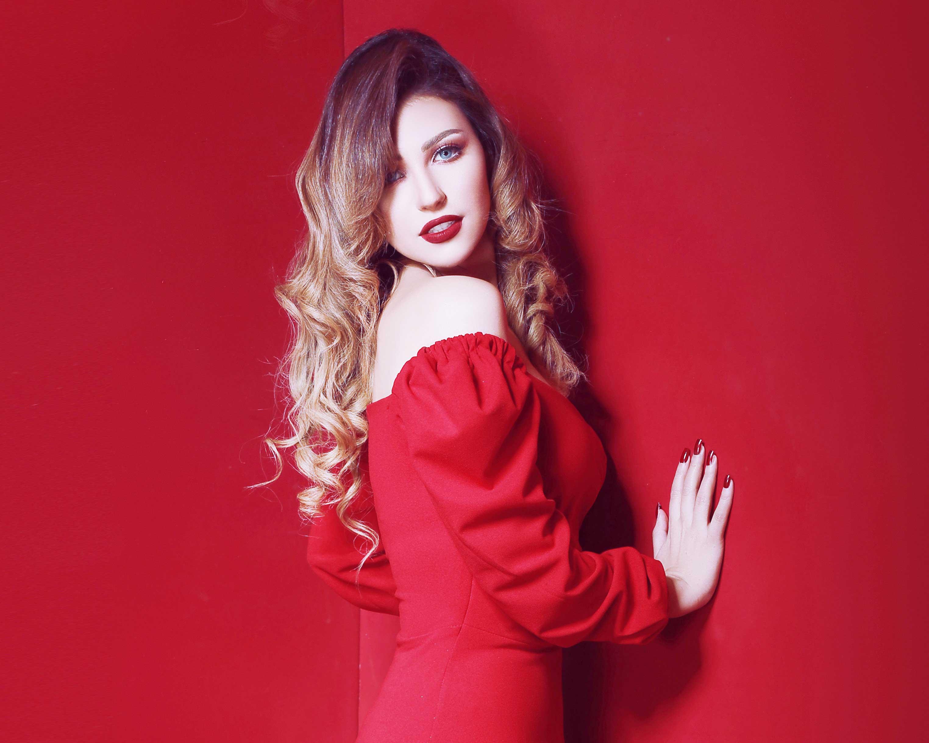أول ظهور للفنانة شيرين سيف النصر بعد غياب 12 عاماً