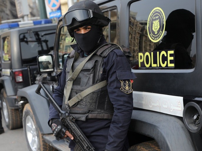 مقتل ضابط مصري رفع المستوى في تبادل لإطلاق النار بالصعيد
