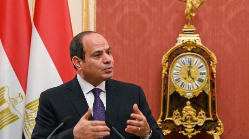 السيسي: نبذل جهوداً لإقامة مسارات جديدة لتطوير الاقتصاد