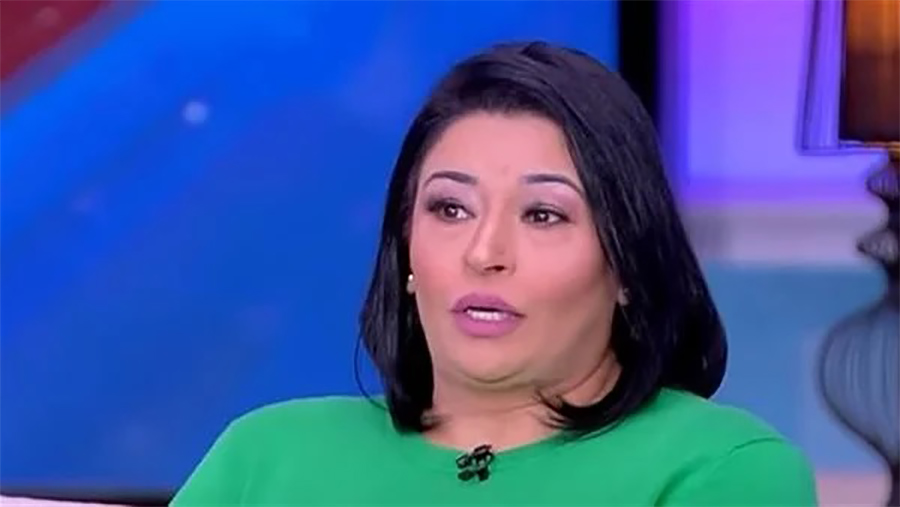 صفوة: تزوجت مدير أعمالي فسرق كل أموالي