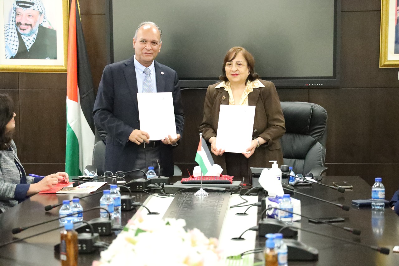 توقيع اتفاق بين الصحة الفلسطينية والاتحاد العالمي بشأن مرضى الهيموفيليا