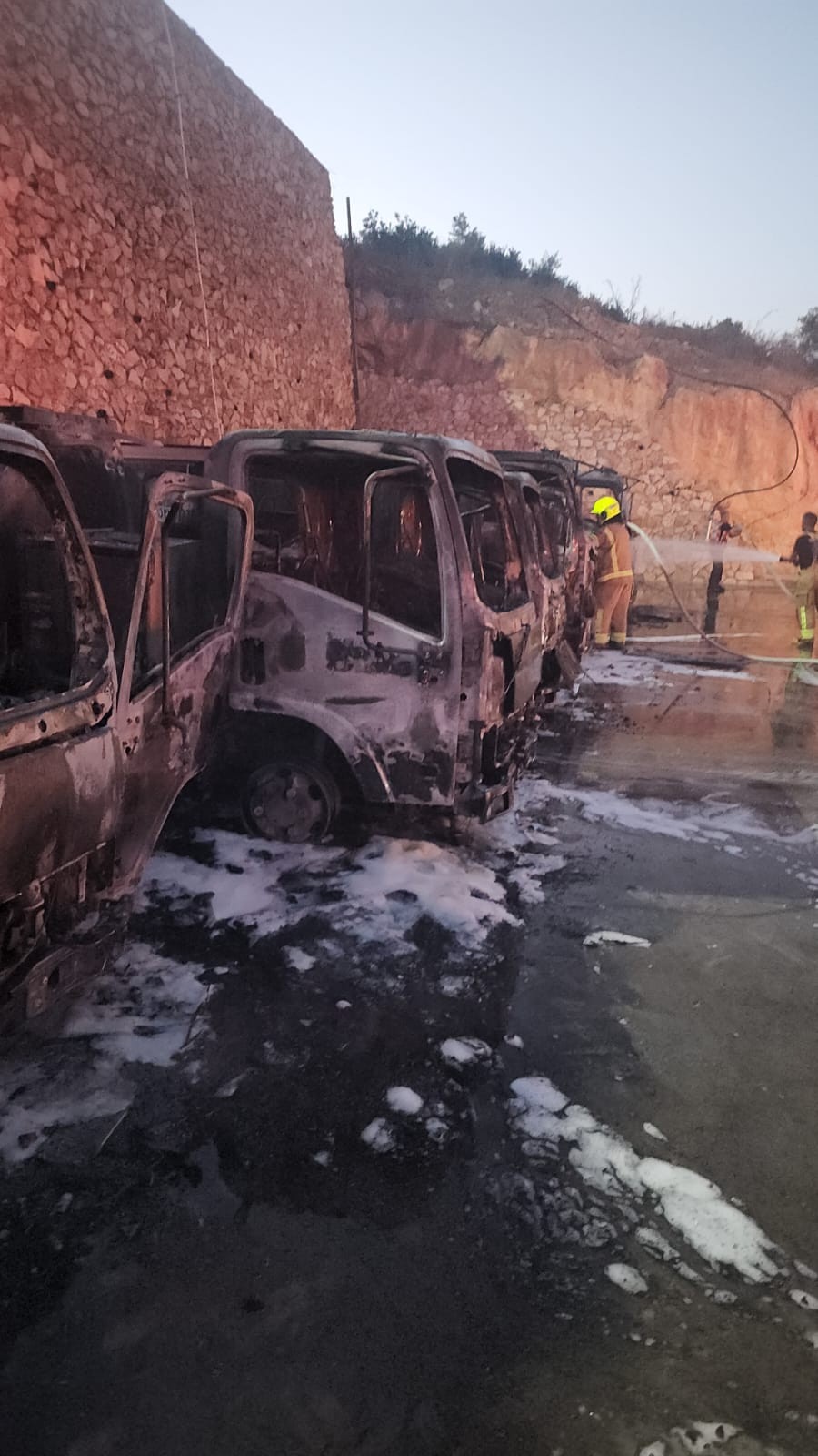 اندلاع حريق في 6 شاحنات محملة بالوقود بمدينة المغار في الجليل المحتل