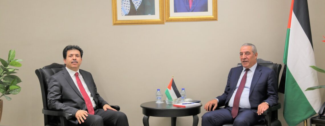 الشيخ يبحث مع السفير التونسي مستجدات الأوضاع في فلسطين