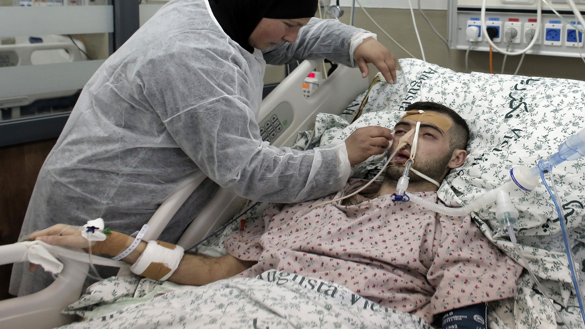شؤون الأسرى تكشف عن الأوضاع الصحية لـ4 أسرى في عيادة الرملة