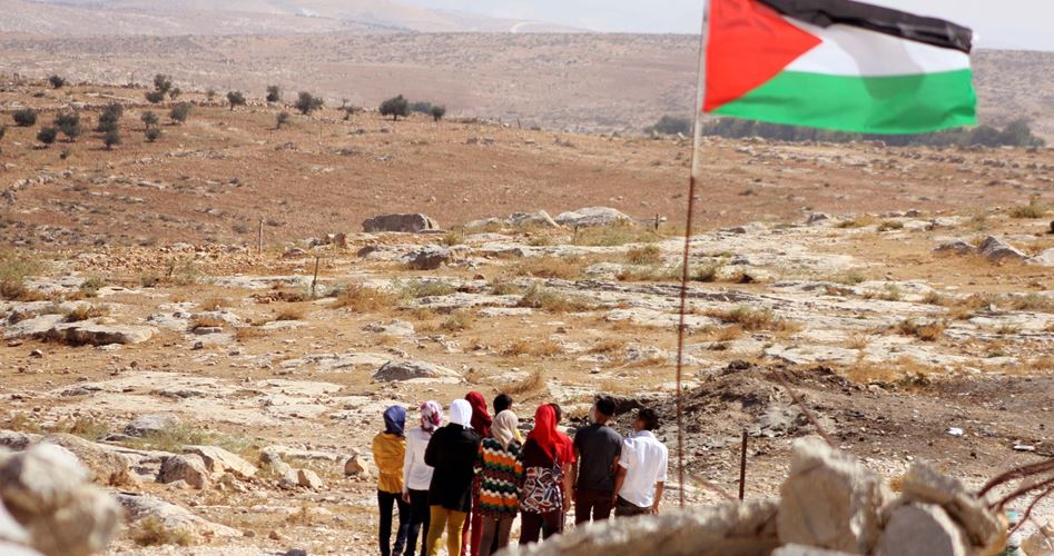 الخليل: الاحتلال يستهدف منازل المواطنين بالذخيرة الحية في مسافر يطا