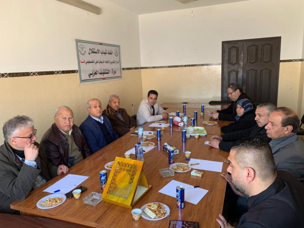 الشعبية تدعو إلى وجود تيار ثالث على الساحة الفلسطينية