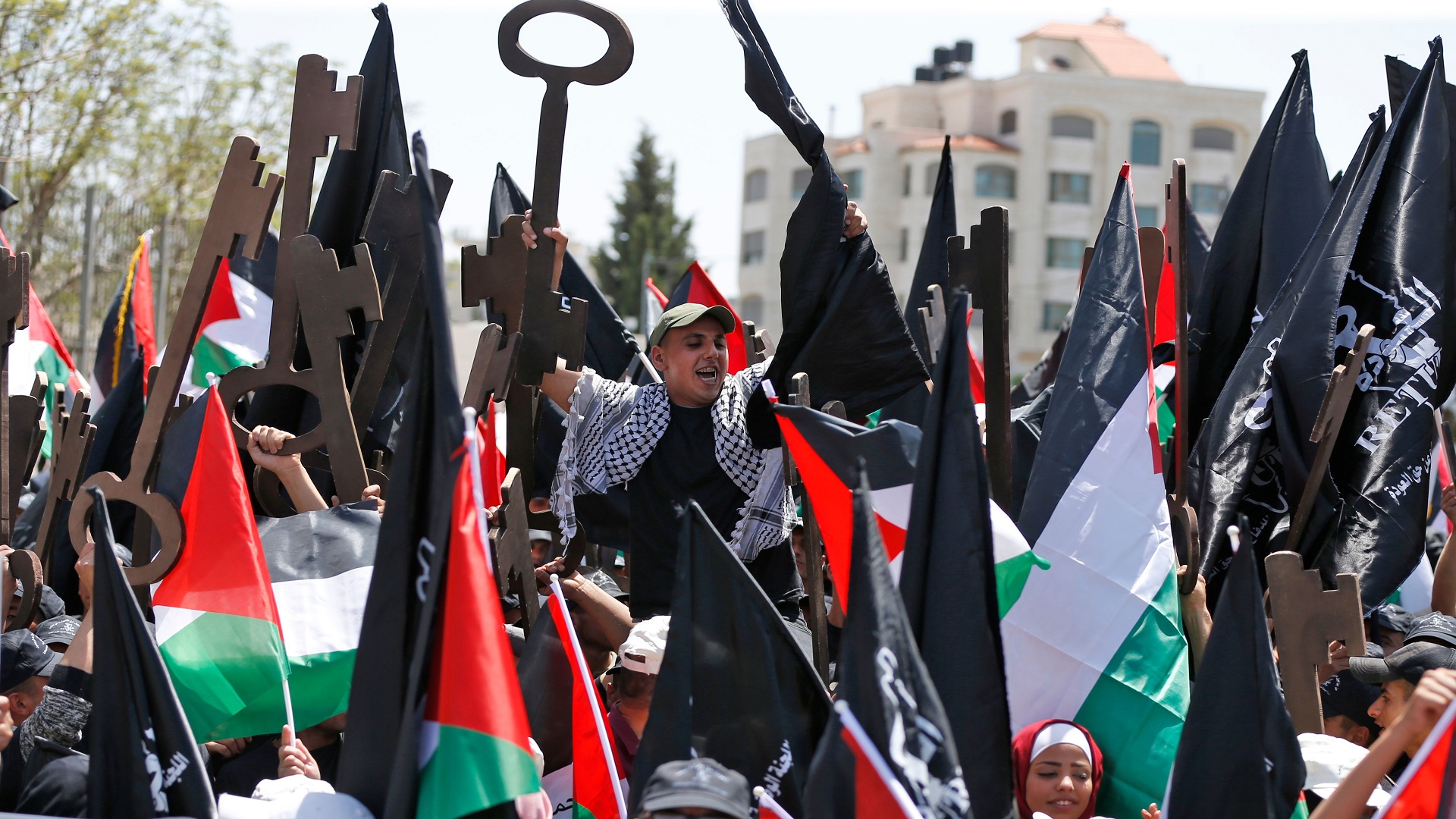 بينهم أكثر من مليونين في غزة.. 14.3 مليون فلسطيني في الوطن والخارج