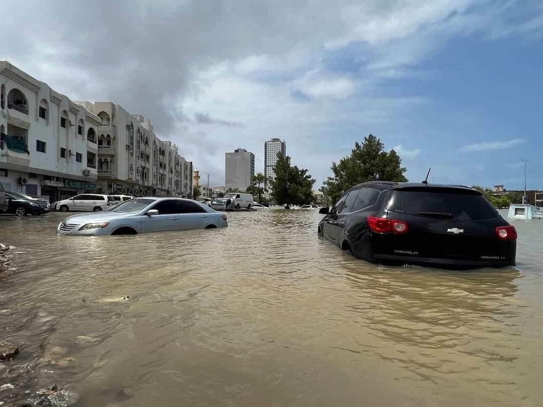 وفاة 6 أشخاص من جنسيات آسيوية جراء السيول في الإمارات