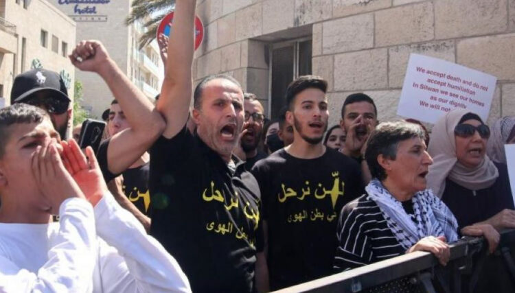 عائلة دويك بطن الهوى