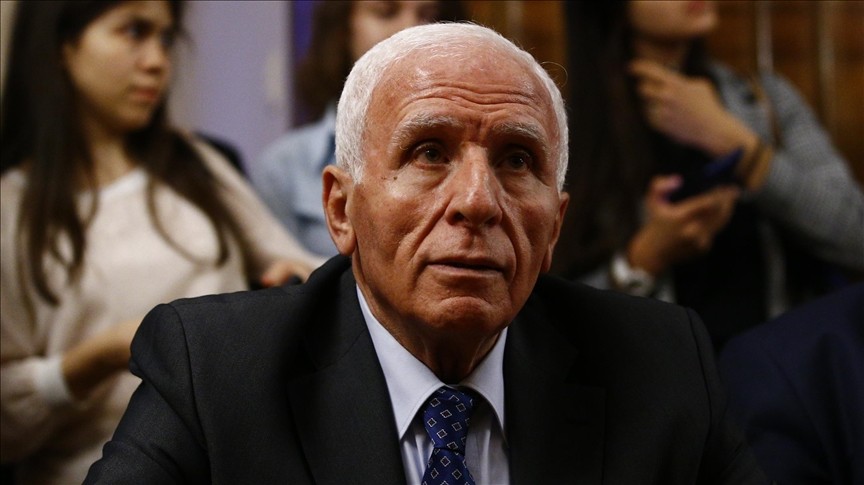 الأحمد يلتقي المستشار السياسي لأونروا لتعزيز التعاون المشترك
