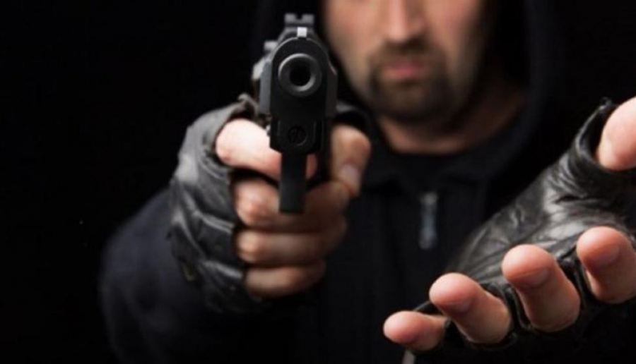 سطو مسلح على محل صرافة في بلدة الظاهرية جنوب الخليل