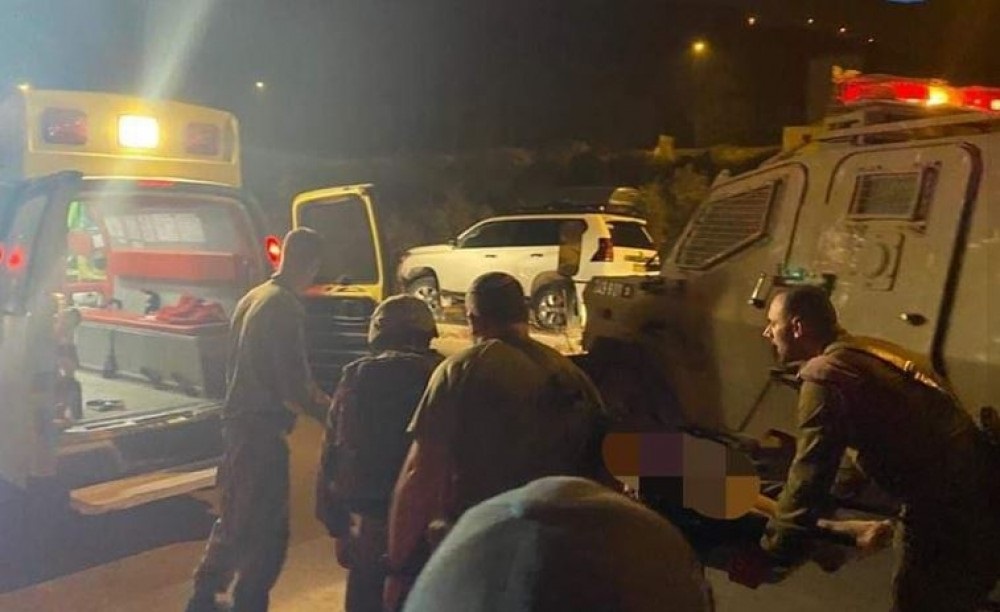 إصابة مستوطنين بعد استهدافهم من مقاومين في عدّة مناطق بالضفة