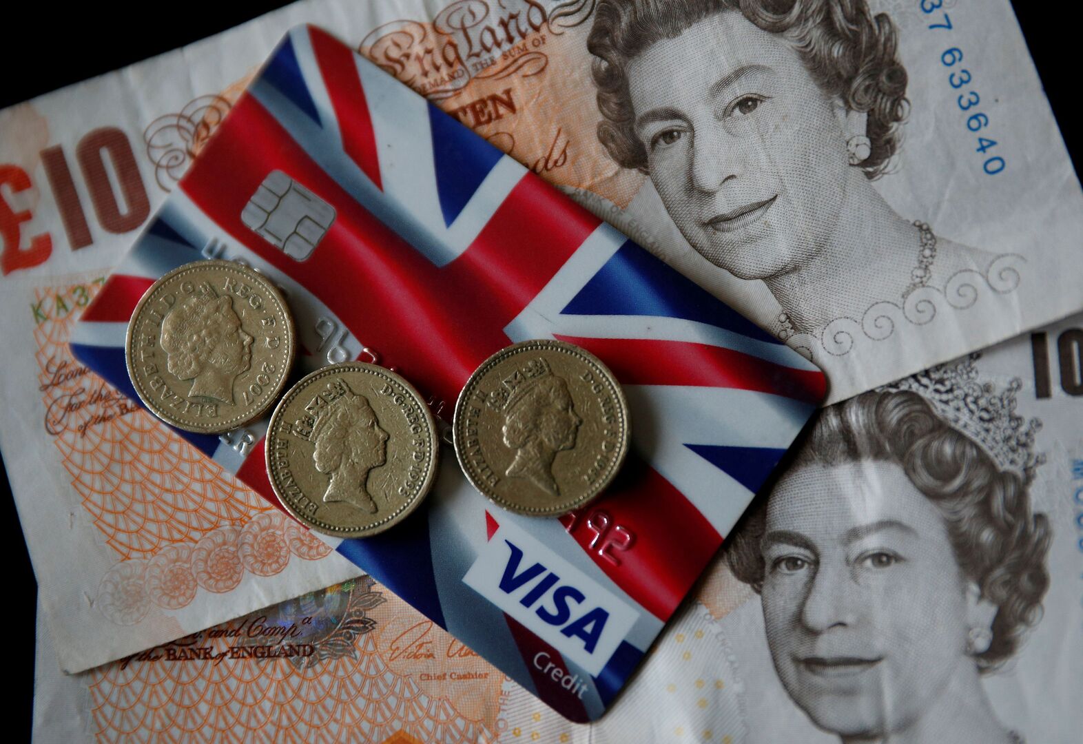 التضخم في بريطانيا يقفز إلى 10.1%