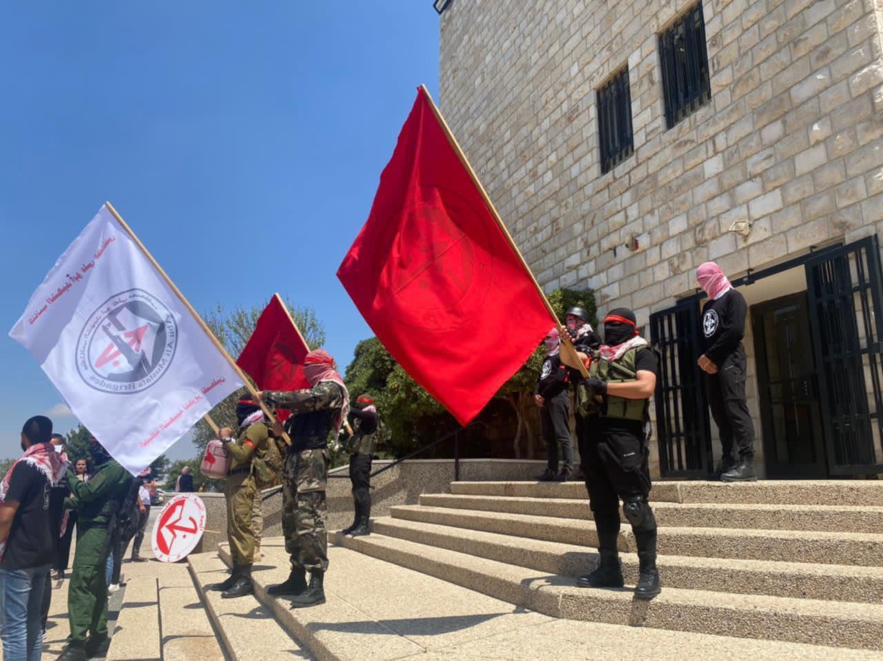 بالأسماء.. الاحتلال يعتقل طلابًا من القطب الطلابي للجبهة في بيرزيت