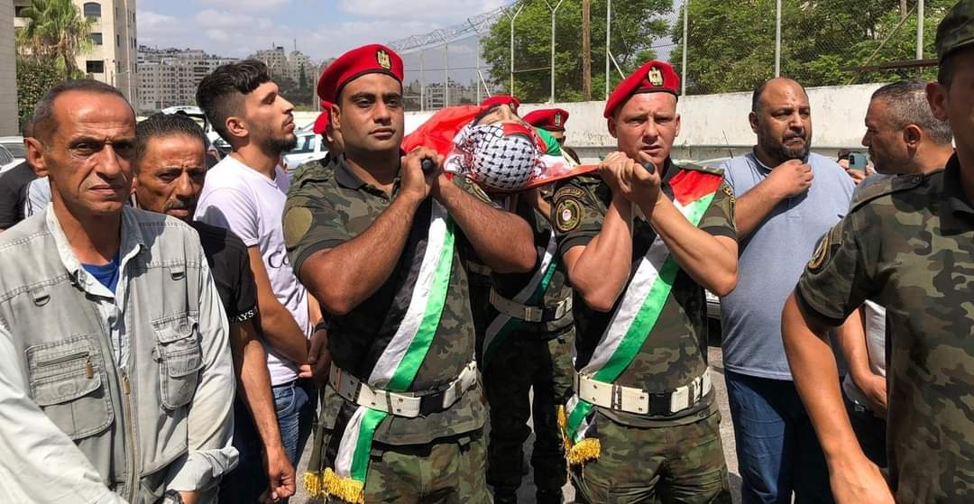 نابلس تُشيع شهيدها محمد عرايشي عقب إعدامه من الاحتلال